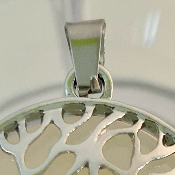 Opalite Tree Of Life Pendant (NEW) - Picture 3 of 5